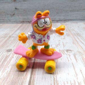 Vintage 1981 Skateboarding Garfield McDonalds Happy Meal Toy PVC United Feat Syn
